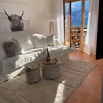 Apartman One *